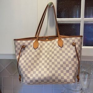 Louis Vuitton Neverfull Damier MM